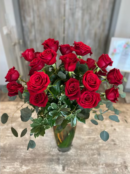 2 Dozen Roses | Lary's Designs
